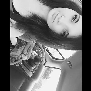 Meet your Posher, Lilly